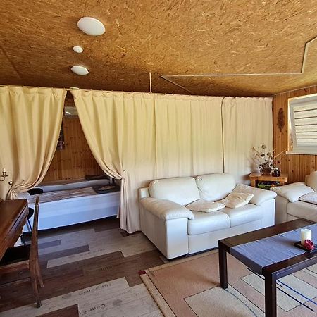 Scent Yard Apartment Marijampole Bagian luar foto